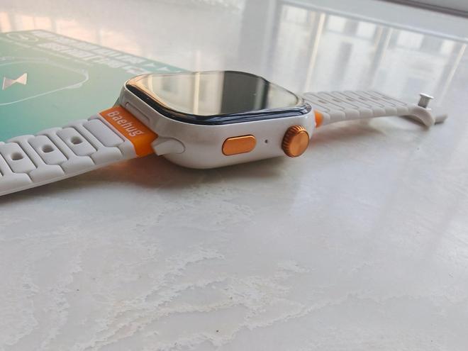 aehug宝护光X8青少年电话手表之体验不朽情缘游戏网站登录可换电操作续航不断B(图8) aehug宝护光X8青少年电话手表之体验不朽情缘游戏网站登录可换电操作续航不断B(图8)