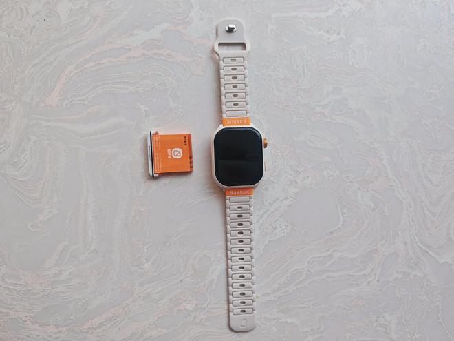 aehug宝护光X8青少年电话手表之体验不朽情缘游戏网站登录可换电操作续航不断B(图11) aehug宝护光X8青少年电话手表之体验不朽情缘游戏网站登录可换电操作续航不断B(图11)